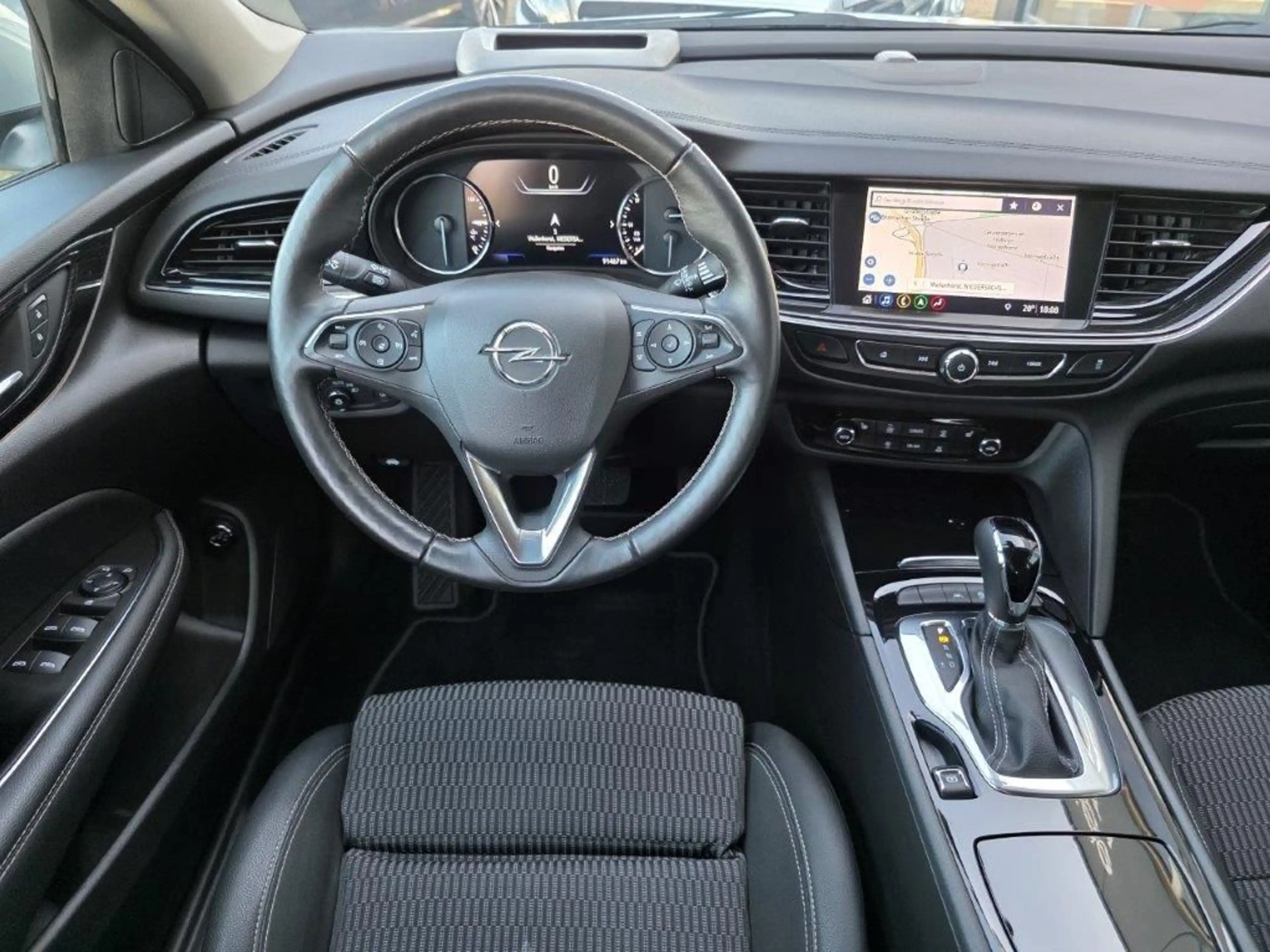 Opel Insignia Sports Tourer 2.0 Diesel Aut. Innovation — photo 12