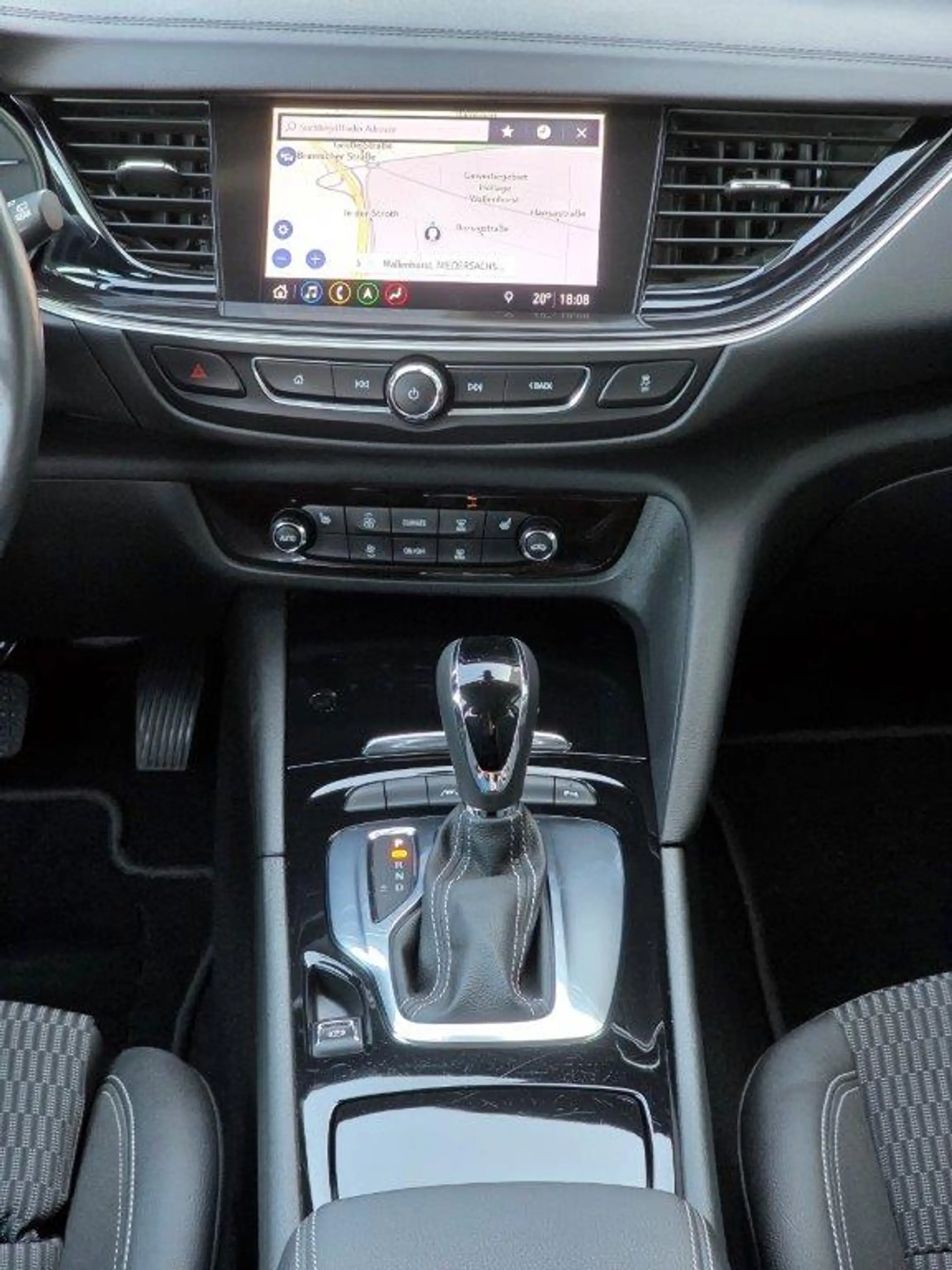Opel Insignia Sports Tourer 2.0 Diesel Aut. Innovation — photo 13
