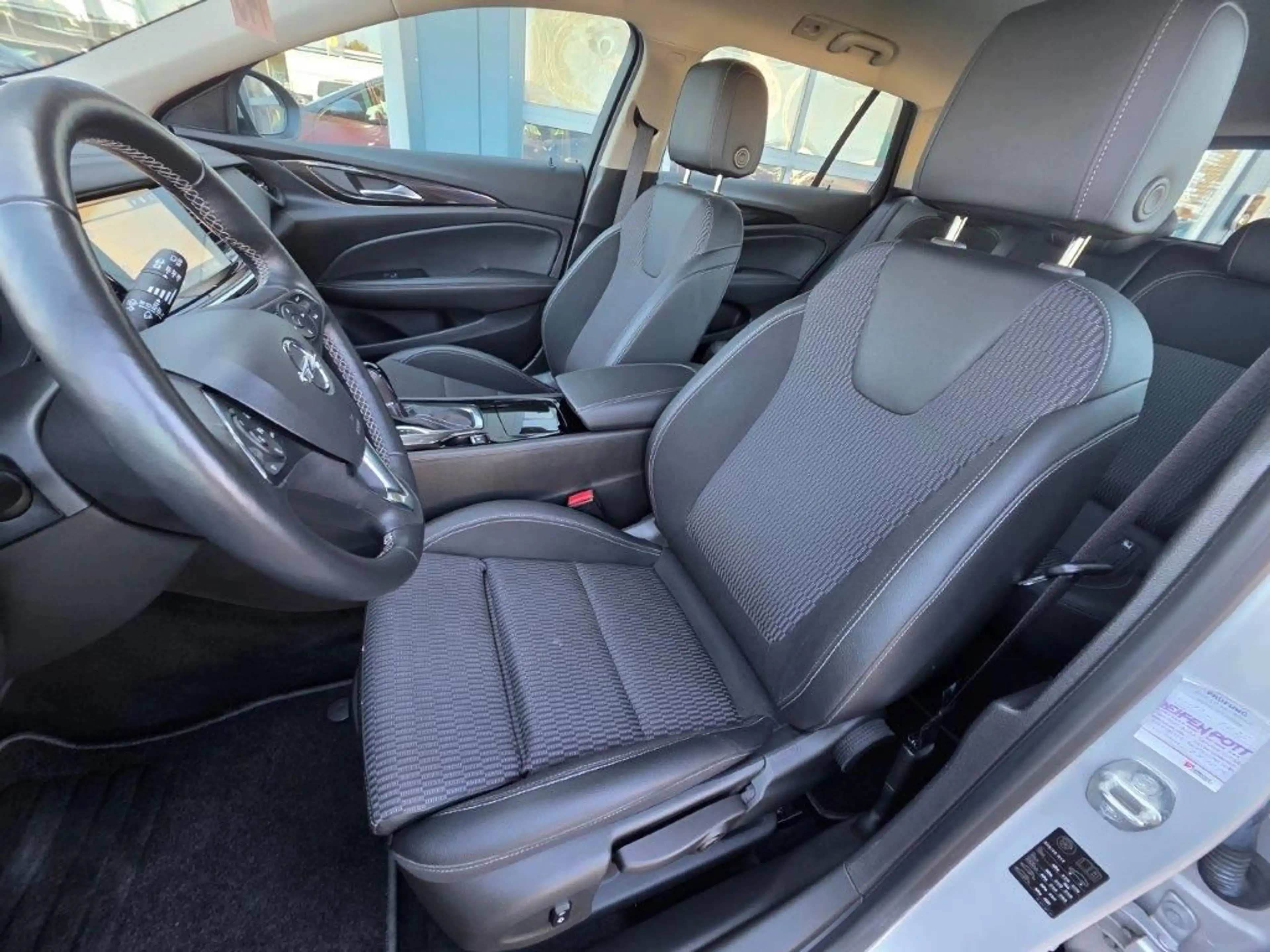 Opel Insignia Sports Tourer 2.0 Diesel Aut. Innovation — photo 15