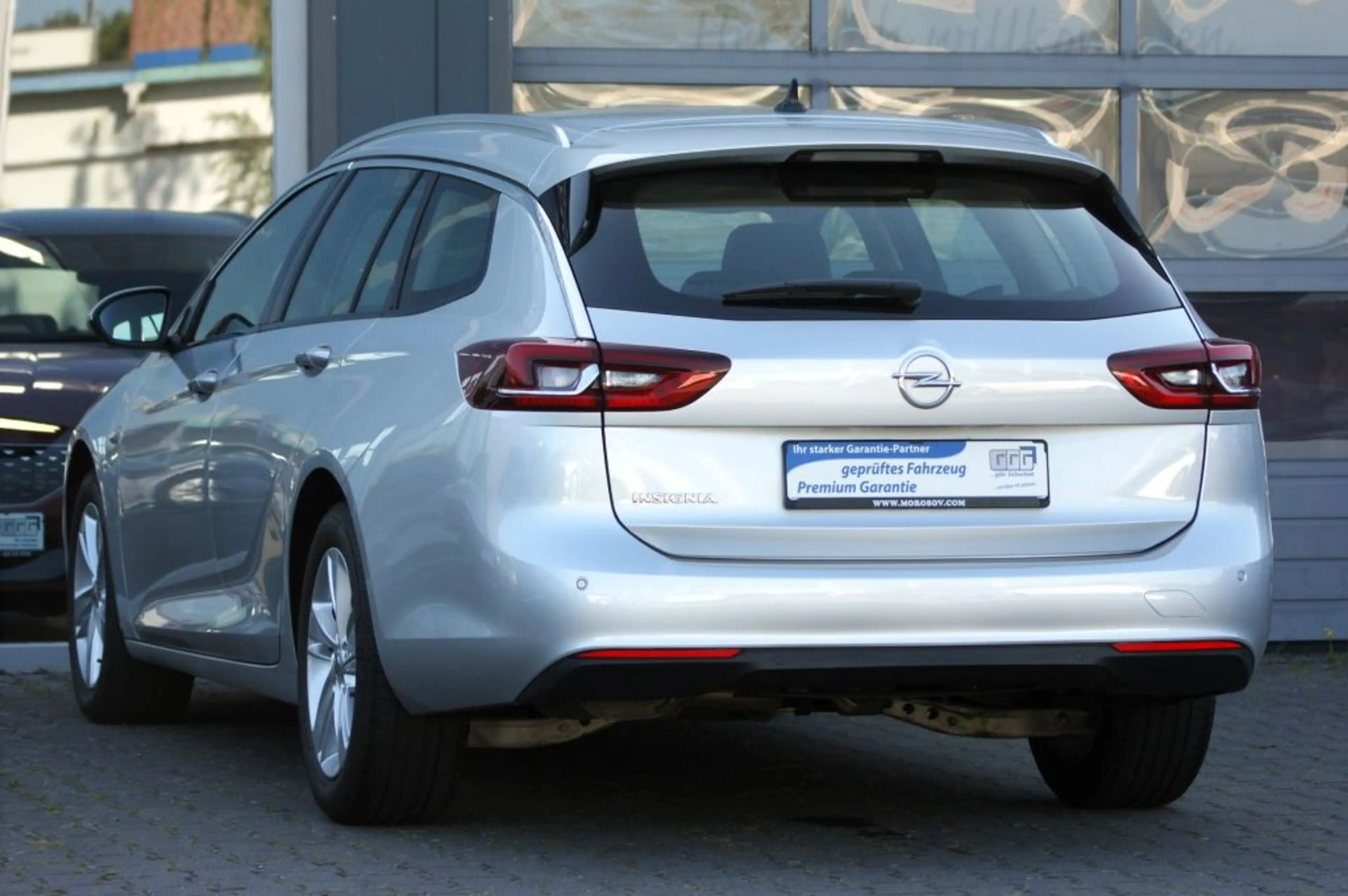 Opel Insignia Sports Tourer 2.0 Diesel Aut. Innovation — photo 3
