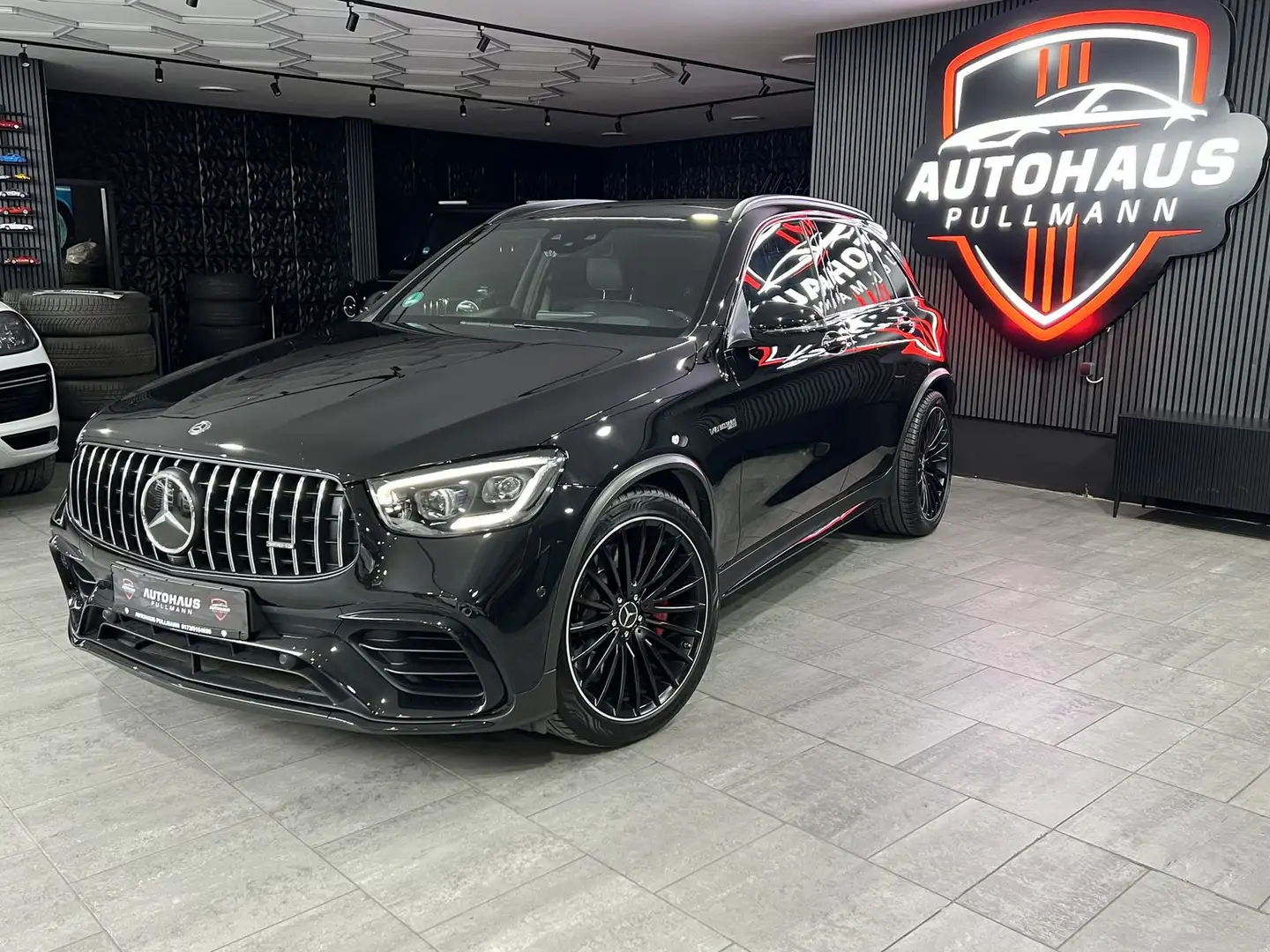 Mercedes-Benz GLC 63 AMG S AMG 4 Matic +PANO+MEMEORYSITZ+HEAUP Noir - 1