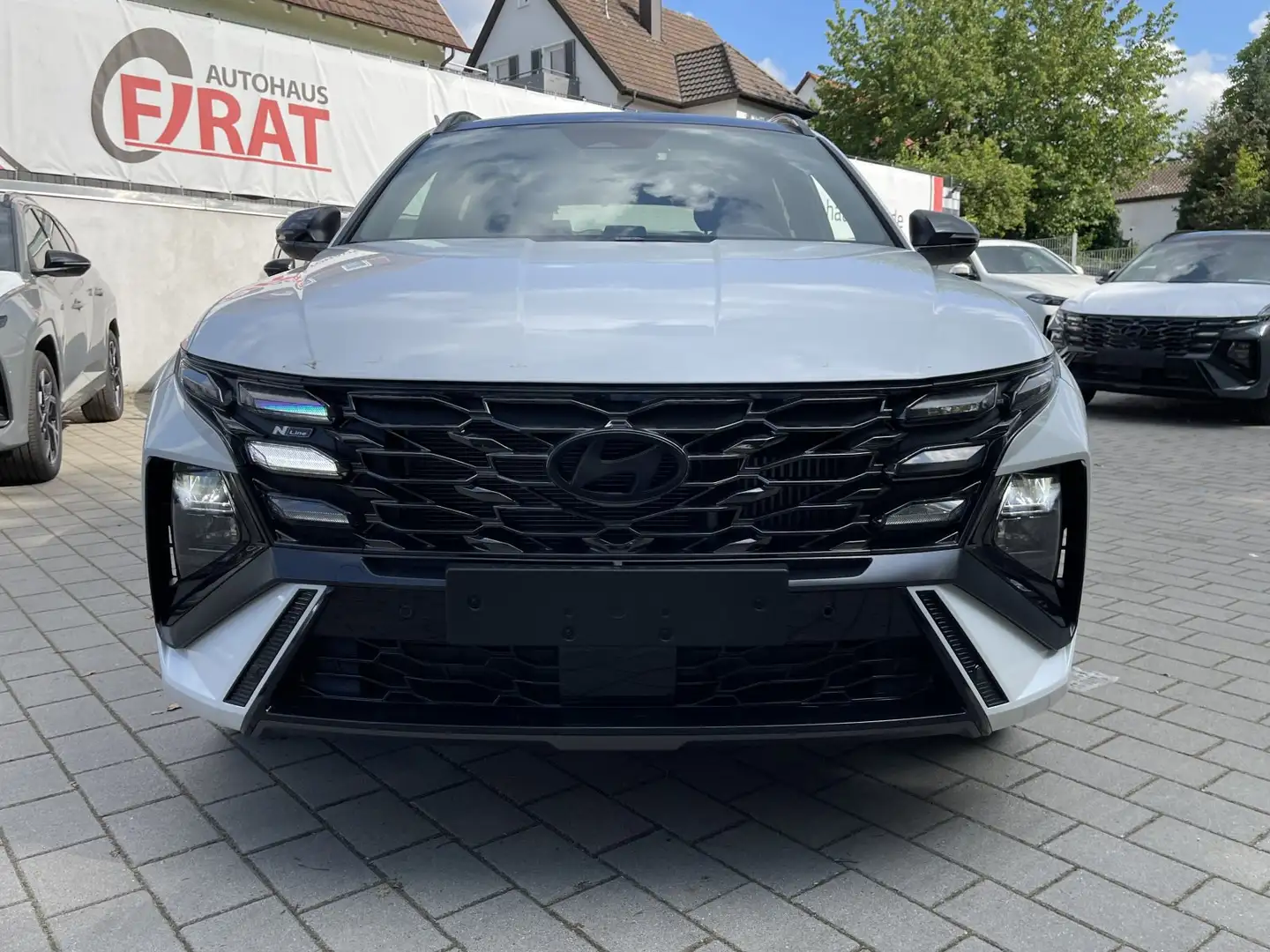 Hyundai TUCSON 1,6 crdi N-Line /LED/NAVI/R-KAMERA/Panorama/ACC Weiß - 2