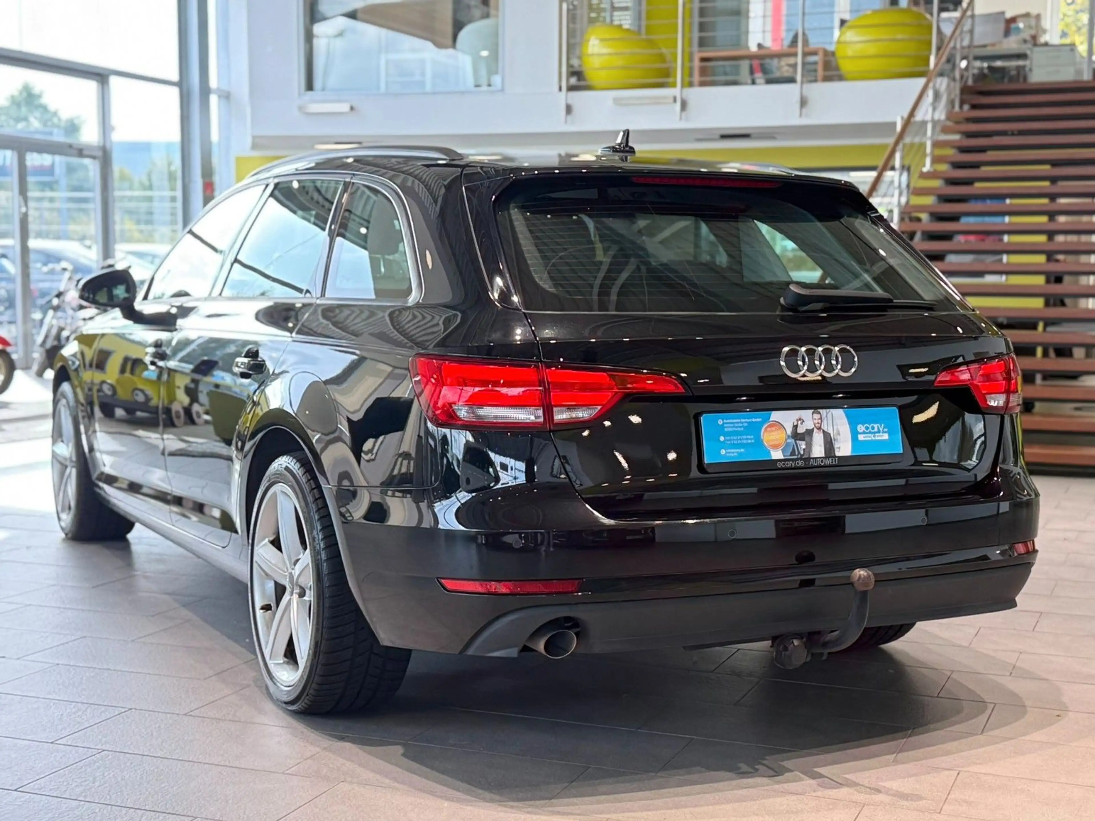 Audi A4 Avant*AHK*Navi*Xenon*Sitzheizung*Klima*PDC* — photo 3