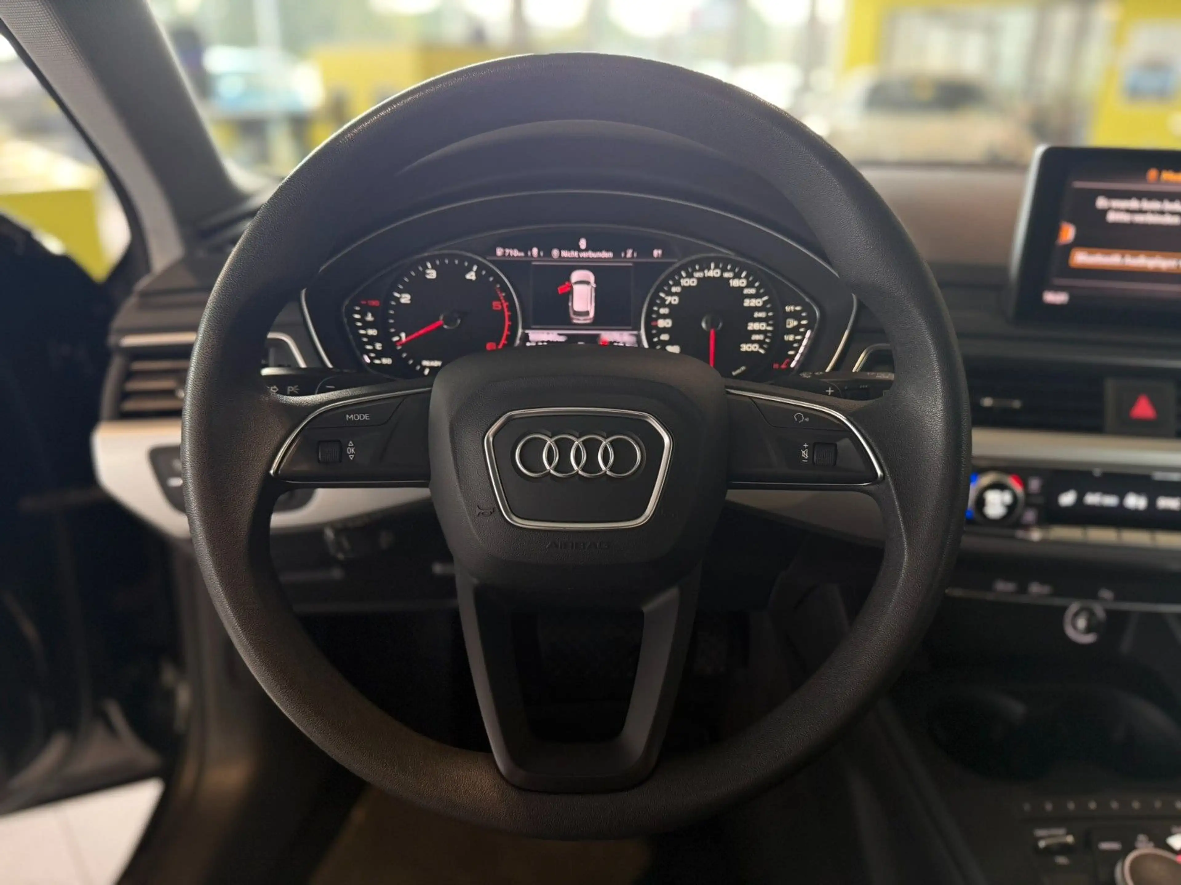 Audi A4 Avant*AHK*Navi*Xenon*Sitzheizung*Klima*PDC* — photo 14