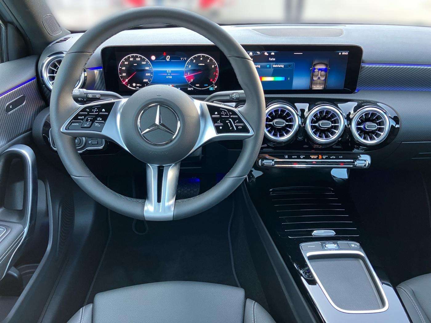 Mercedes-Benz A 200