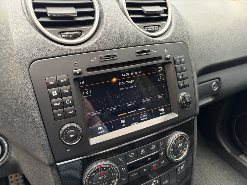 Mercedes-Benz ML 63 AMG M-klasse / AUTOMAAT / SCHUIFDAK / NAVI — photo 10