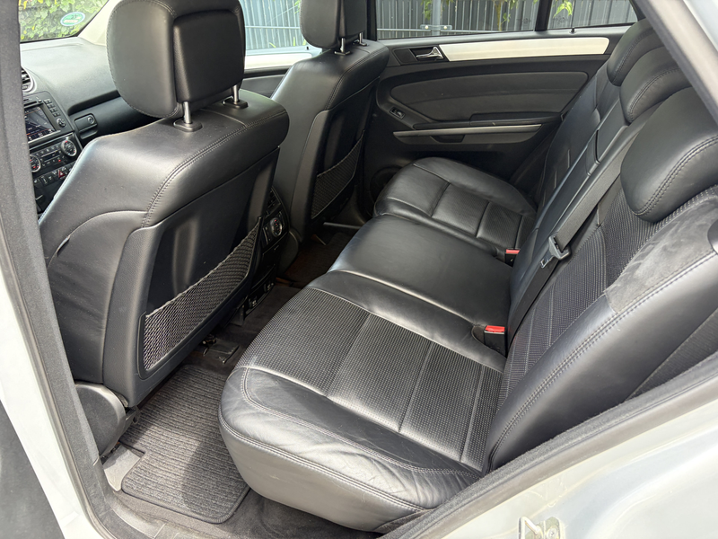 Mercedes-Benz ML 63 AMG M-klasse / AUTOMAAT / SCHUIFDAK / NAVI — photo 4