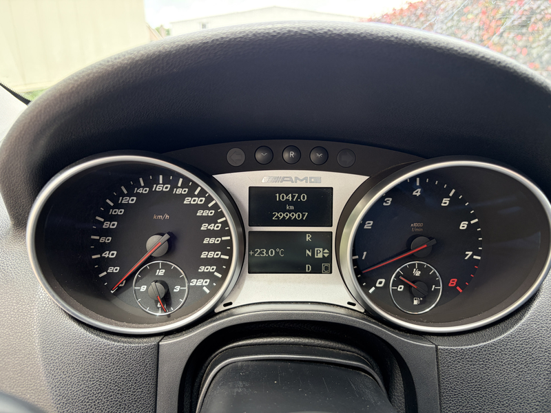 Mercedes-Benz ML 63 AMG M-klasse / AUTOMAAT / SCHUIFDAK / NAVI — photo 9