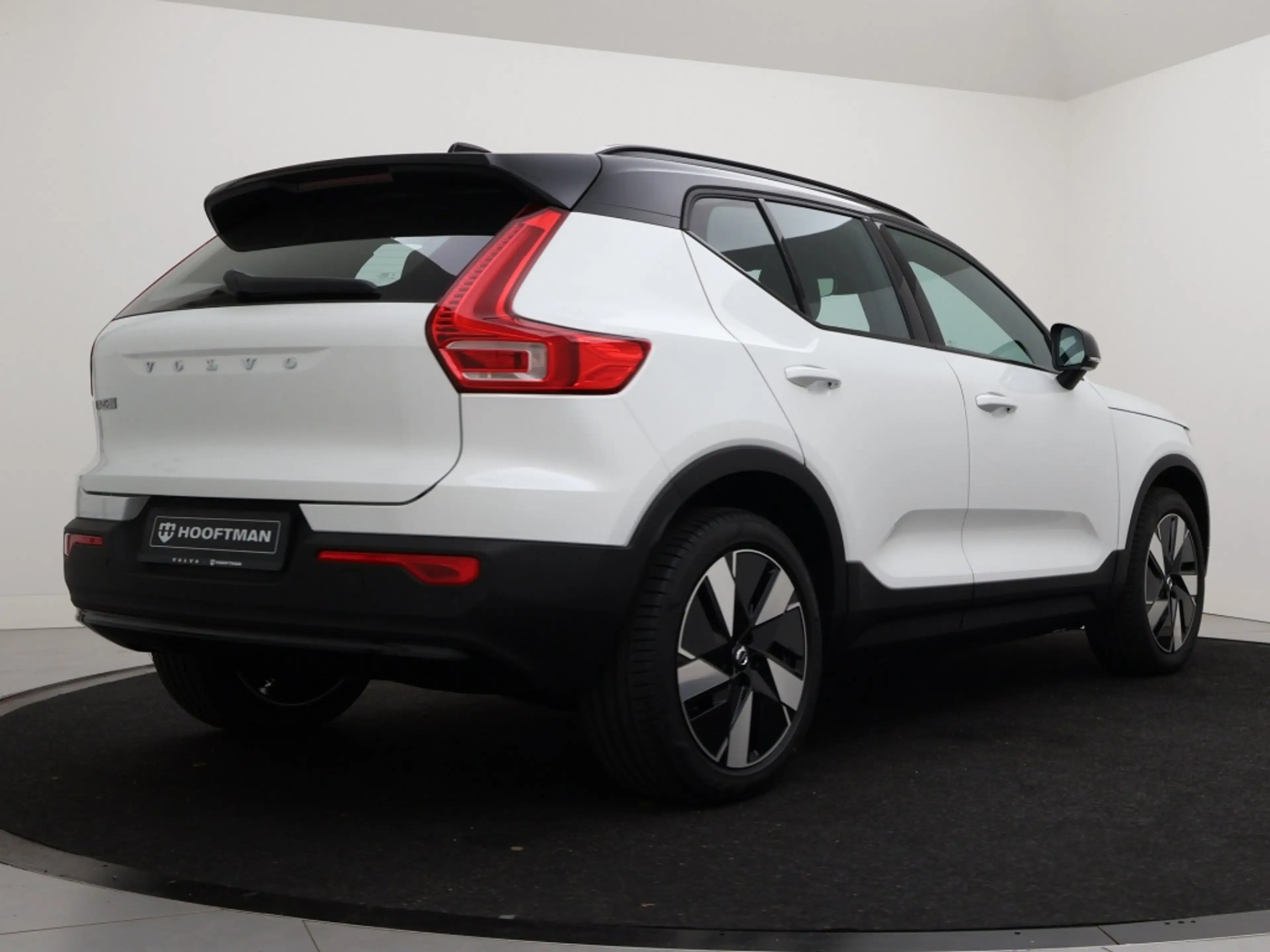 Volvo EX40 EXTENDED RANGE PLUS ACC BLIS CAMERA GOOGLE MAPS — photo 4