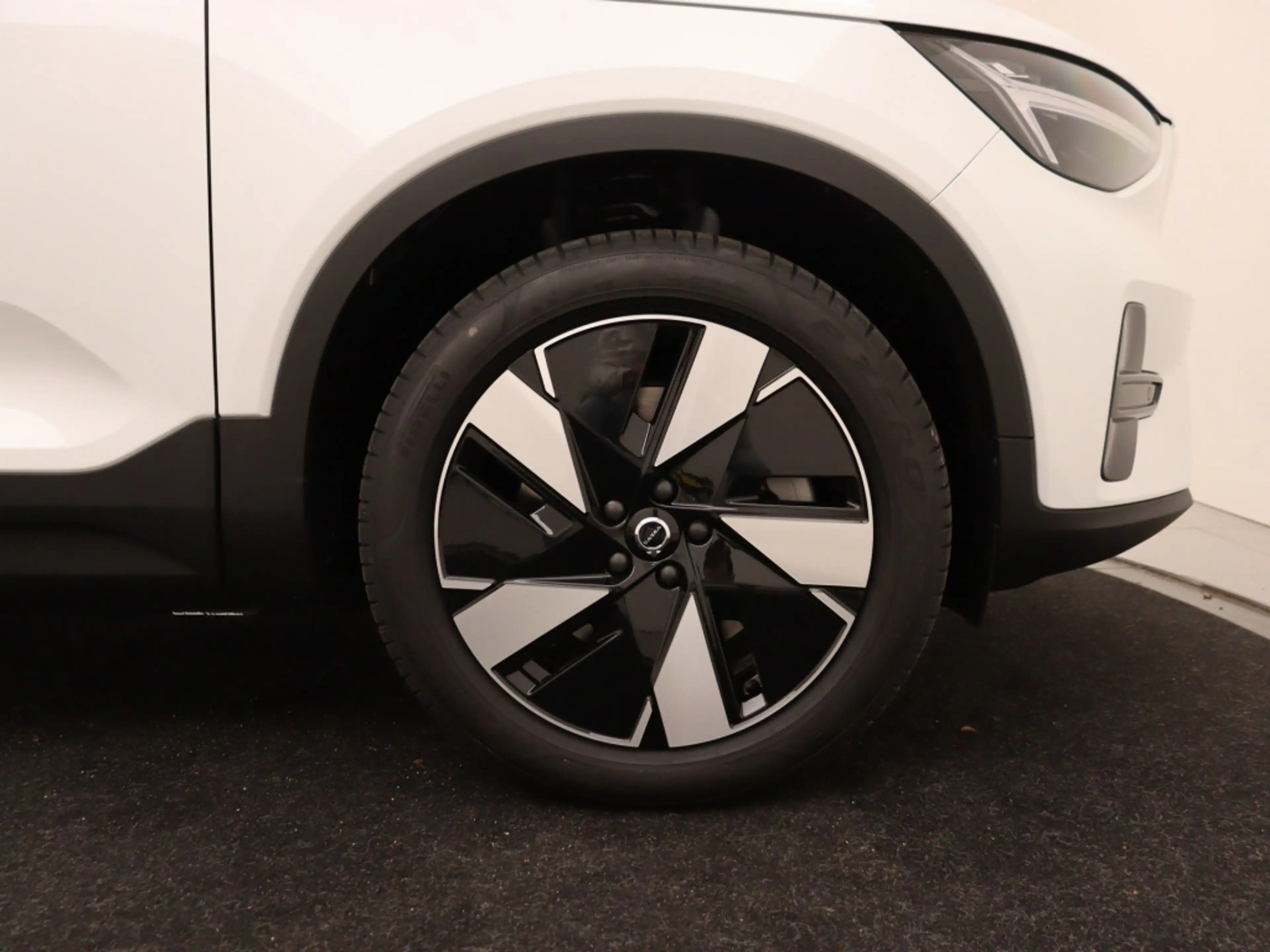 Volvo EX40 EXTENDED RANGE PLUS ACC BLIS CAMERA GOOGLE MAPS — photo 7