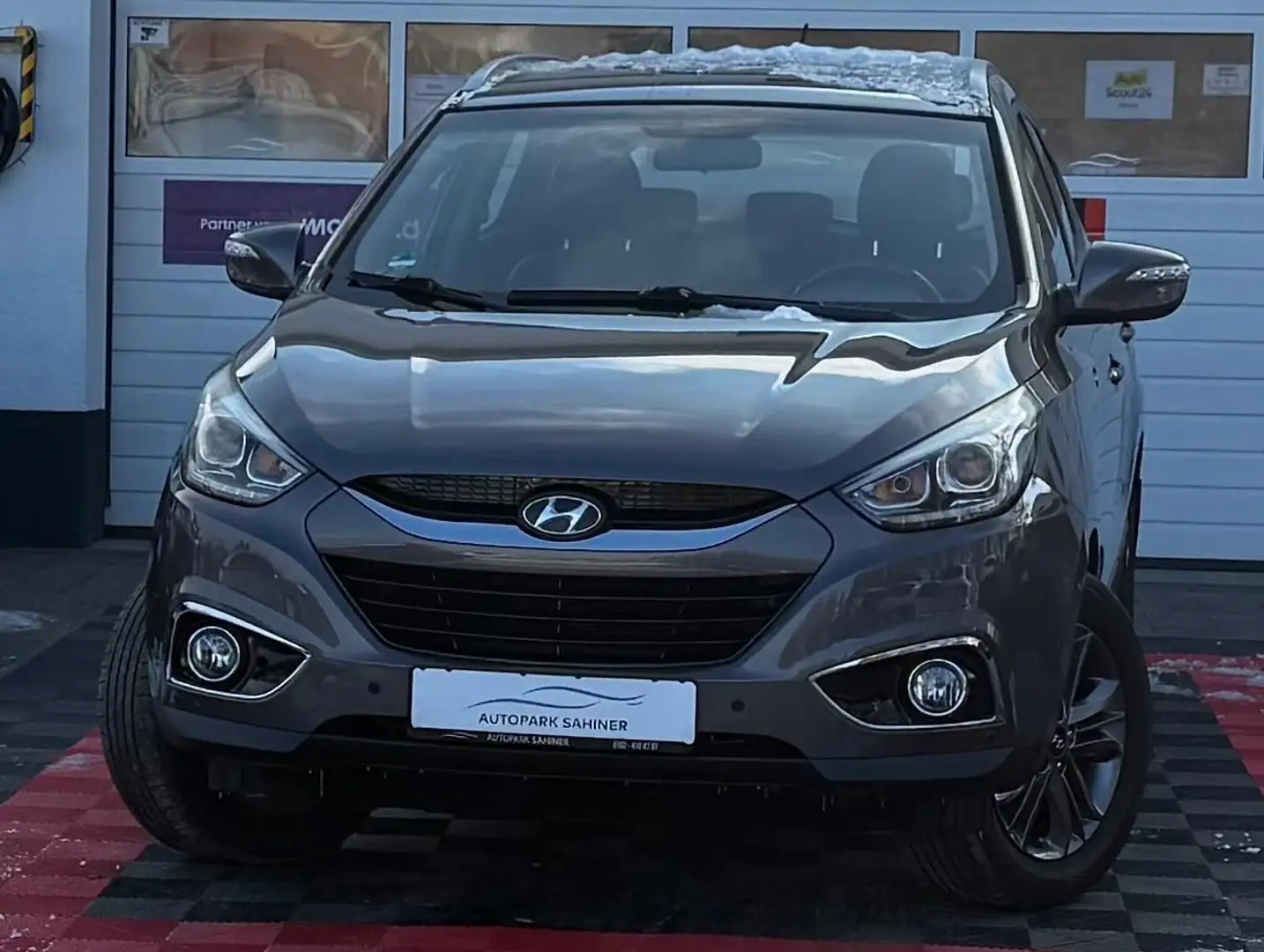 Hyundai iX35 4WD  *PDC*TEMPOMAT*KLIMA*AHK* Gris - 1