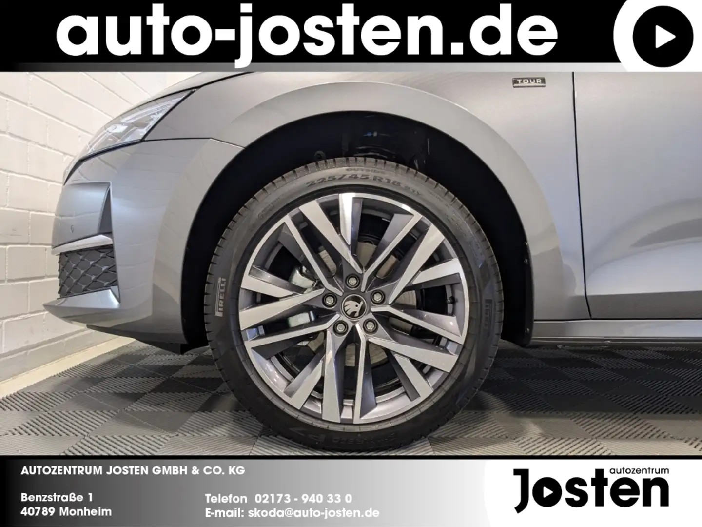 Skoda Octavia Combi Tour 2.0TDI AHK Fahrass. LichtSicht+ Winter+ Szary - 2