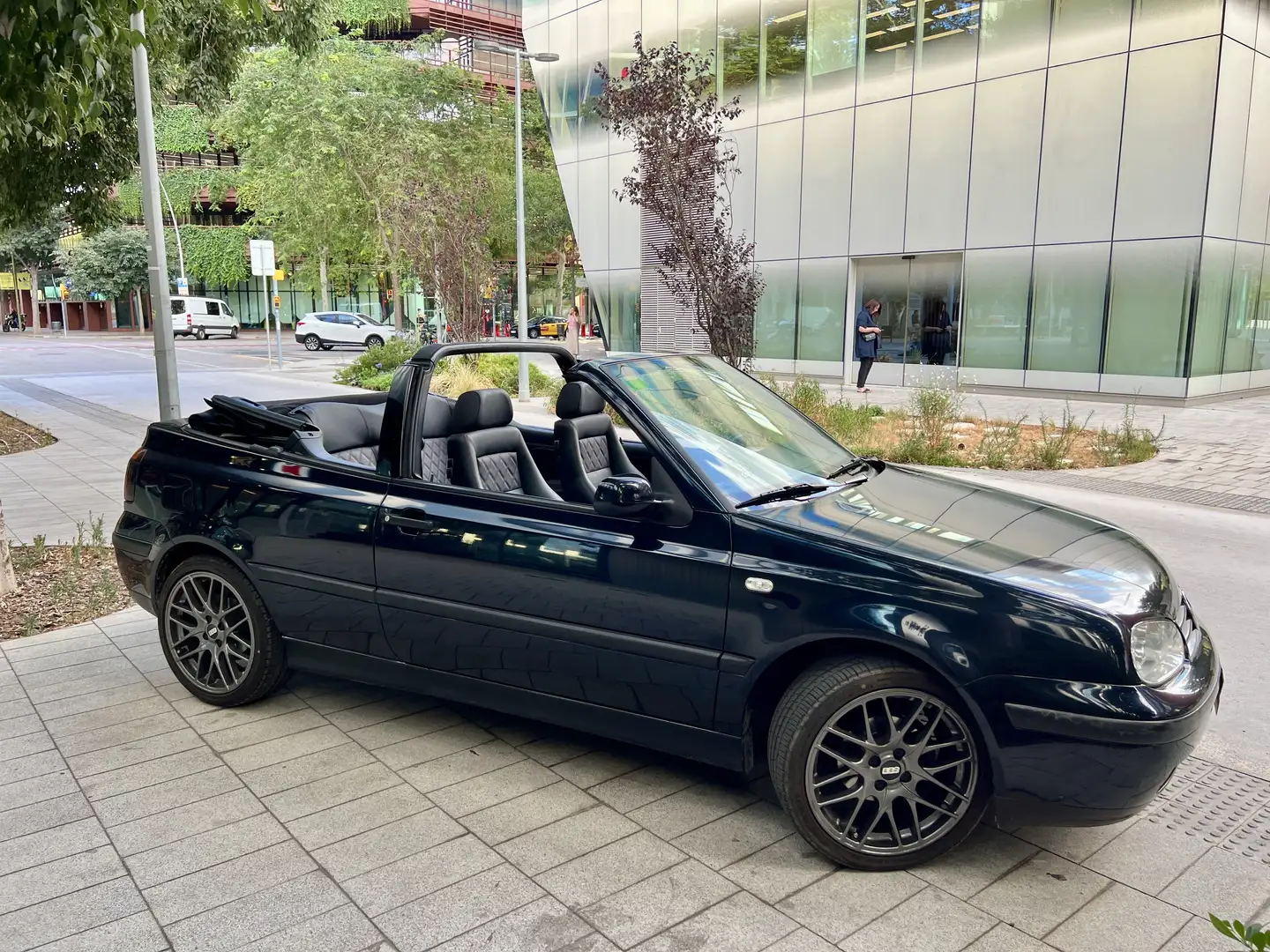 Volkswagen Golf Cabriolet Cabrio 2.0 Highline - 1