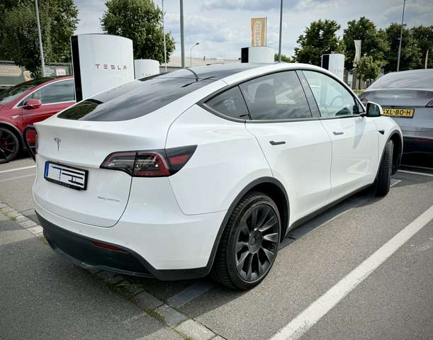 Tesla Model Y Long Range Dual Motor AWD