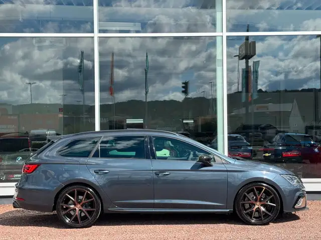 Seat Leon Leon view 14