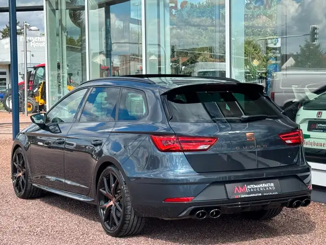Seat Leon Leon view 9