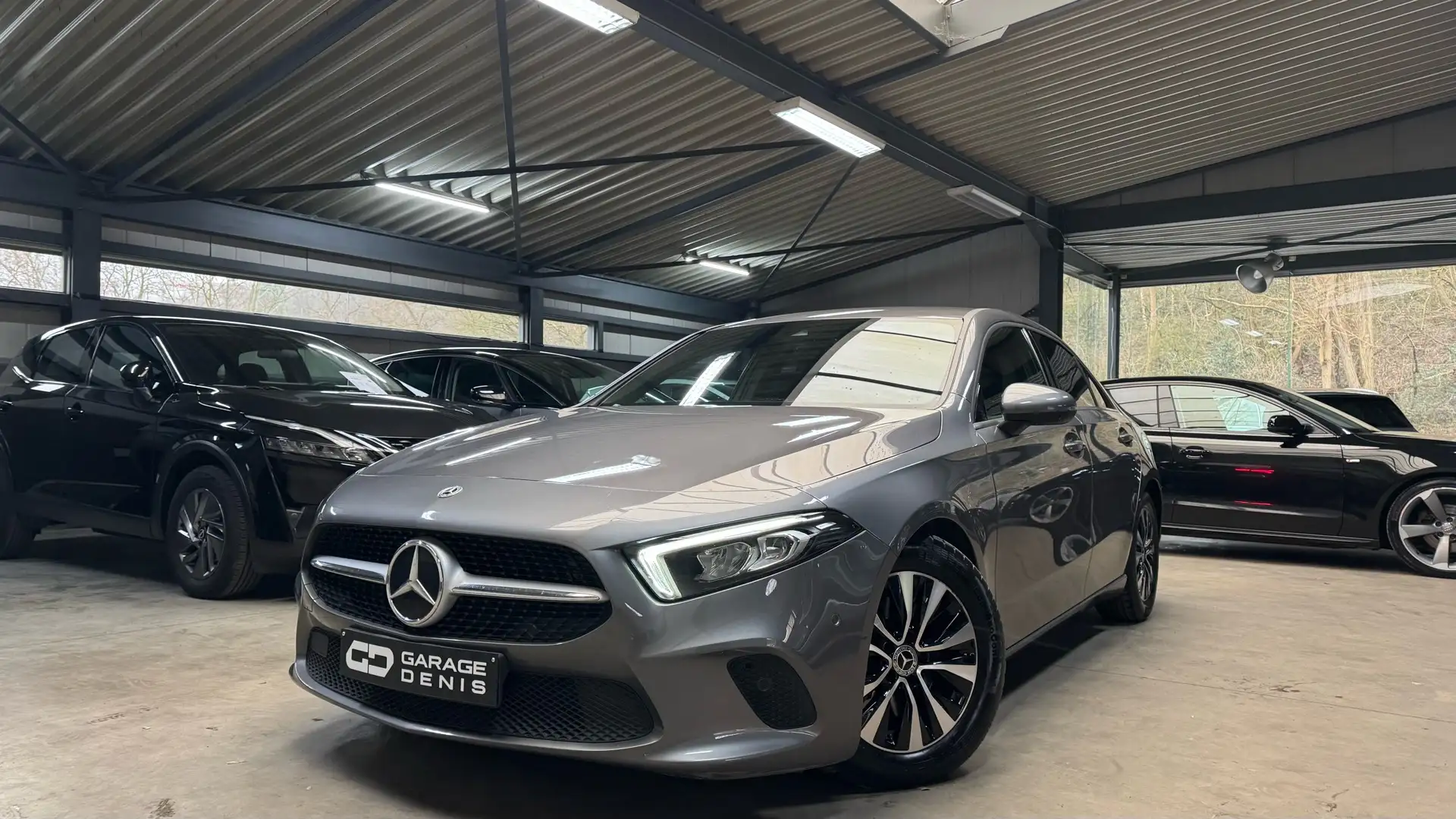 Mercedes-Benz A 180 d *BOITE-AUTO*GPS+CAMERA*LED*CUIR*GARANTIE* Gris - 1