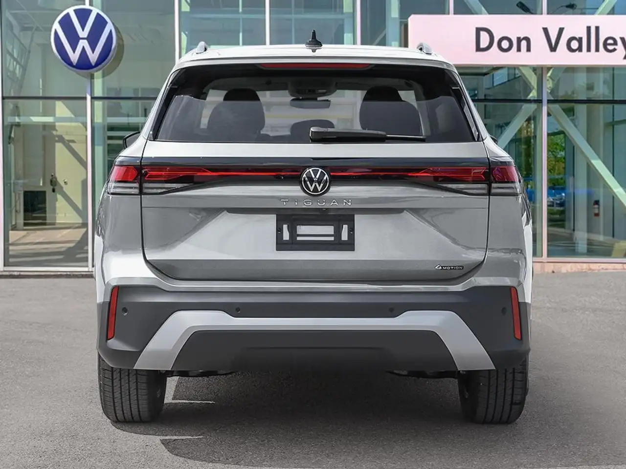 Volkswagen Tiguan снимка Volkswagen Tiguan