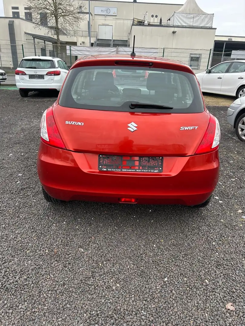 Suzuki Swift 1.2 Club Naranja - 2