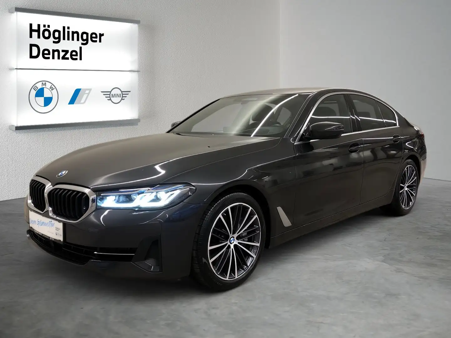 BMW 540 d xDrive Grau - 2
