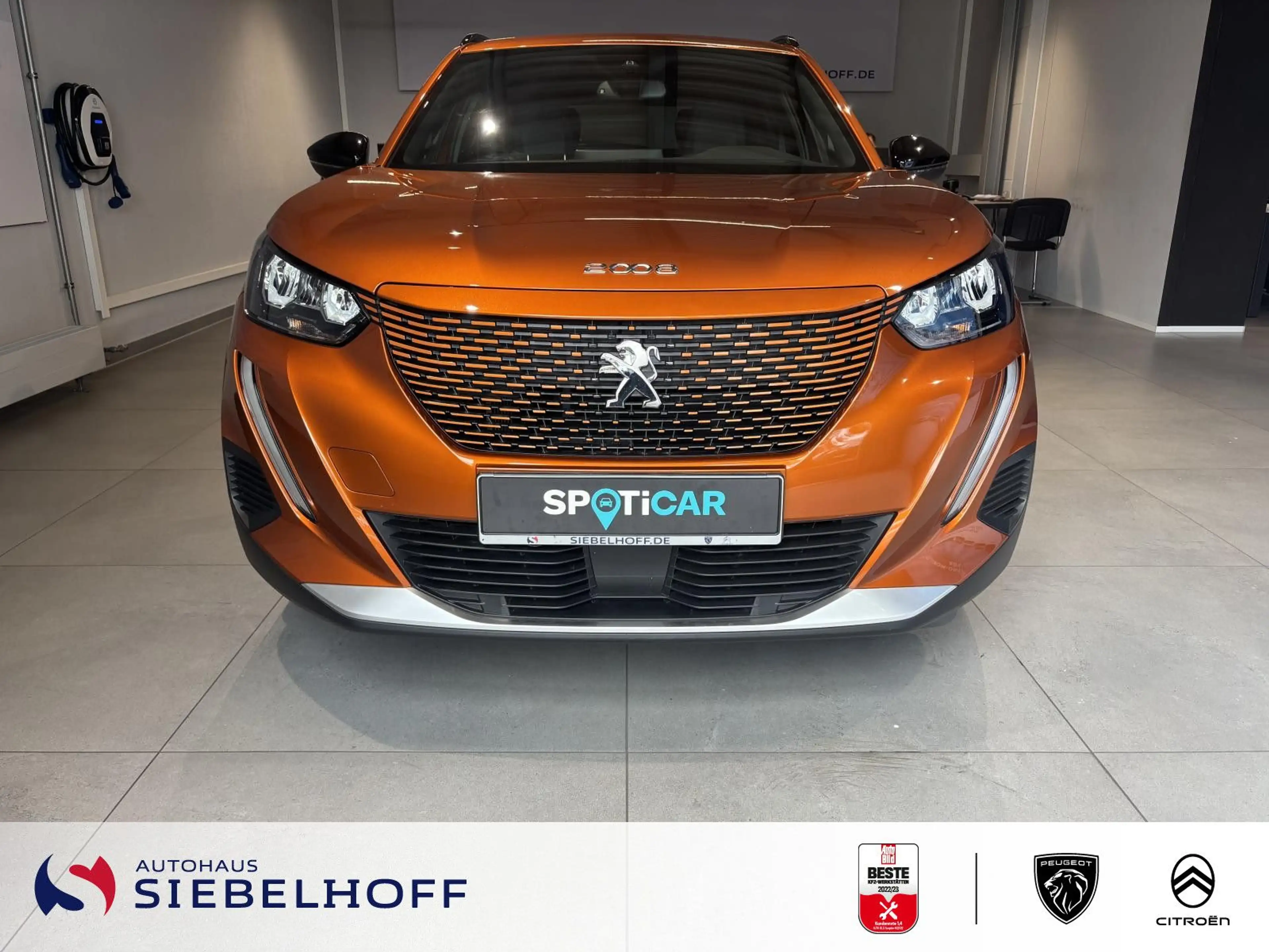 Peugeot 2008 e-2008 Allure Pack Elektromotor 136 — photo 3