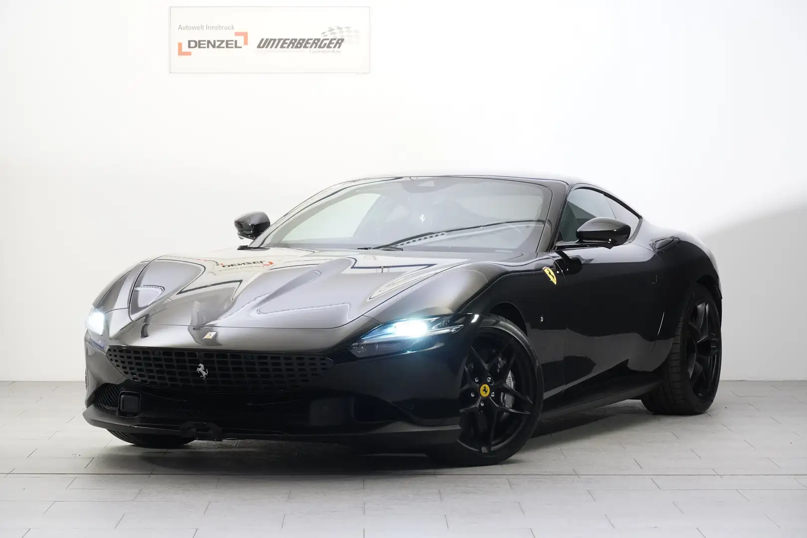 Ferrari Roma Klima Fekete - 1