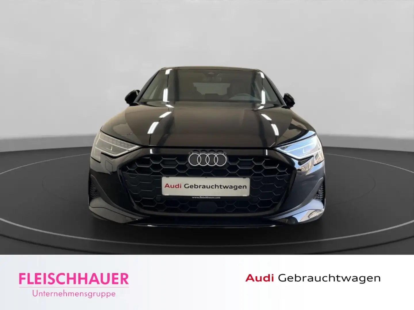 Audi A3 Limousine 30 TFSI Matrix LED Kamera  Klima Schwarz - 2