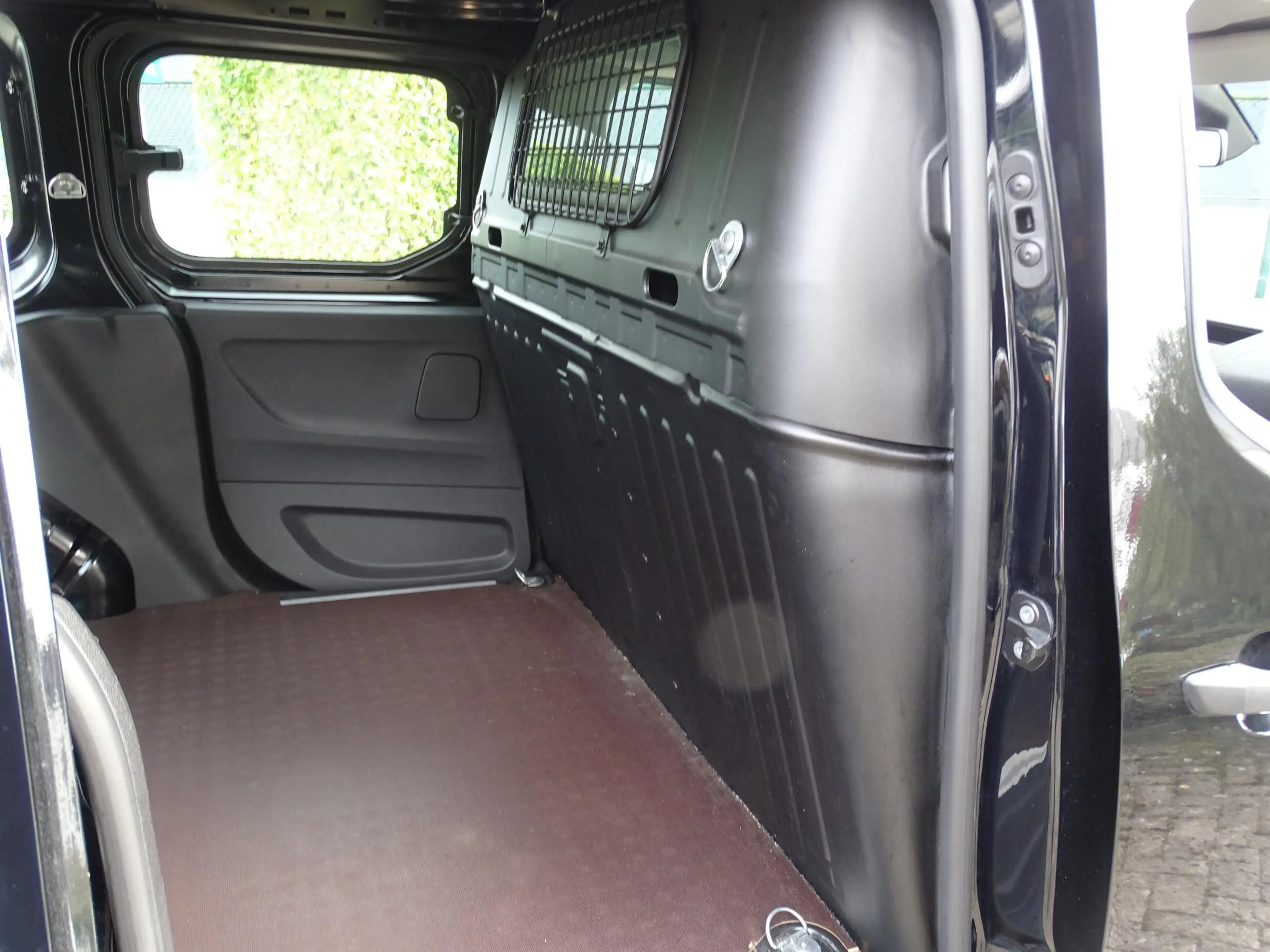 Peugeot Partner 1.2T L1 Automaat+gps — photo 15
