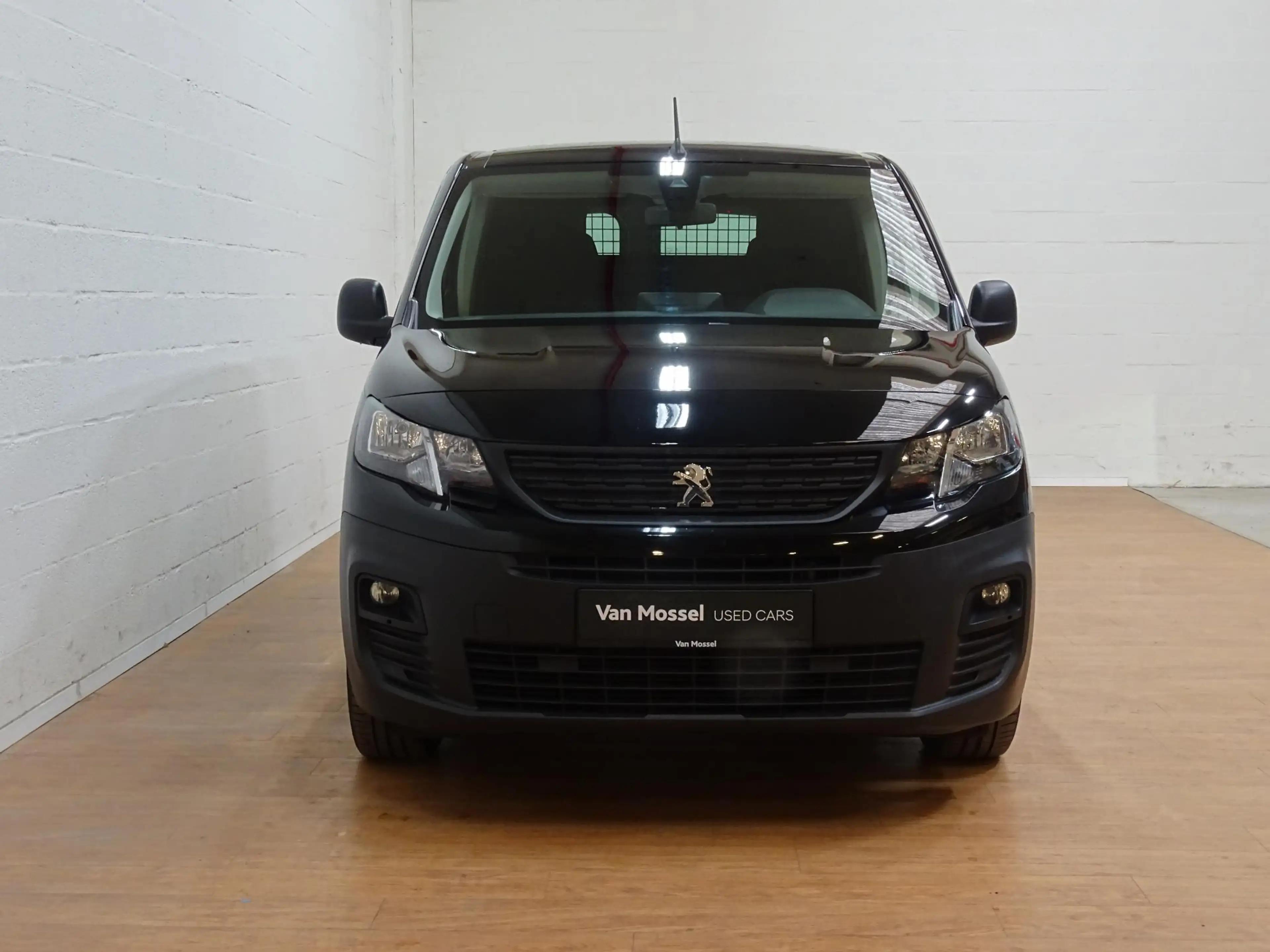 Peugeot Partner 1.2T L1 Automaat+gps — photo 9
