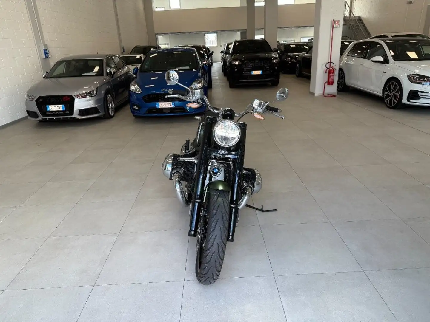 BMW R 18 67 KW Verde - 1