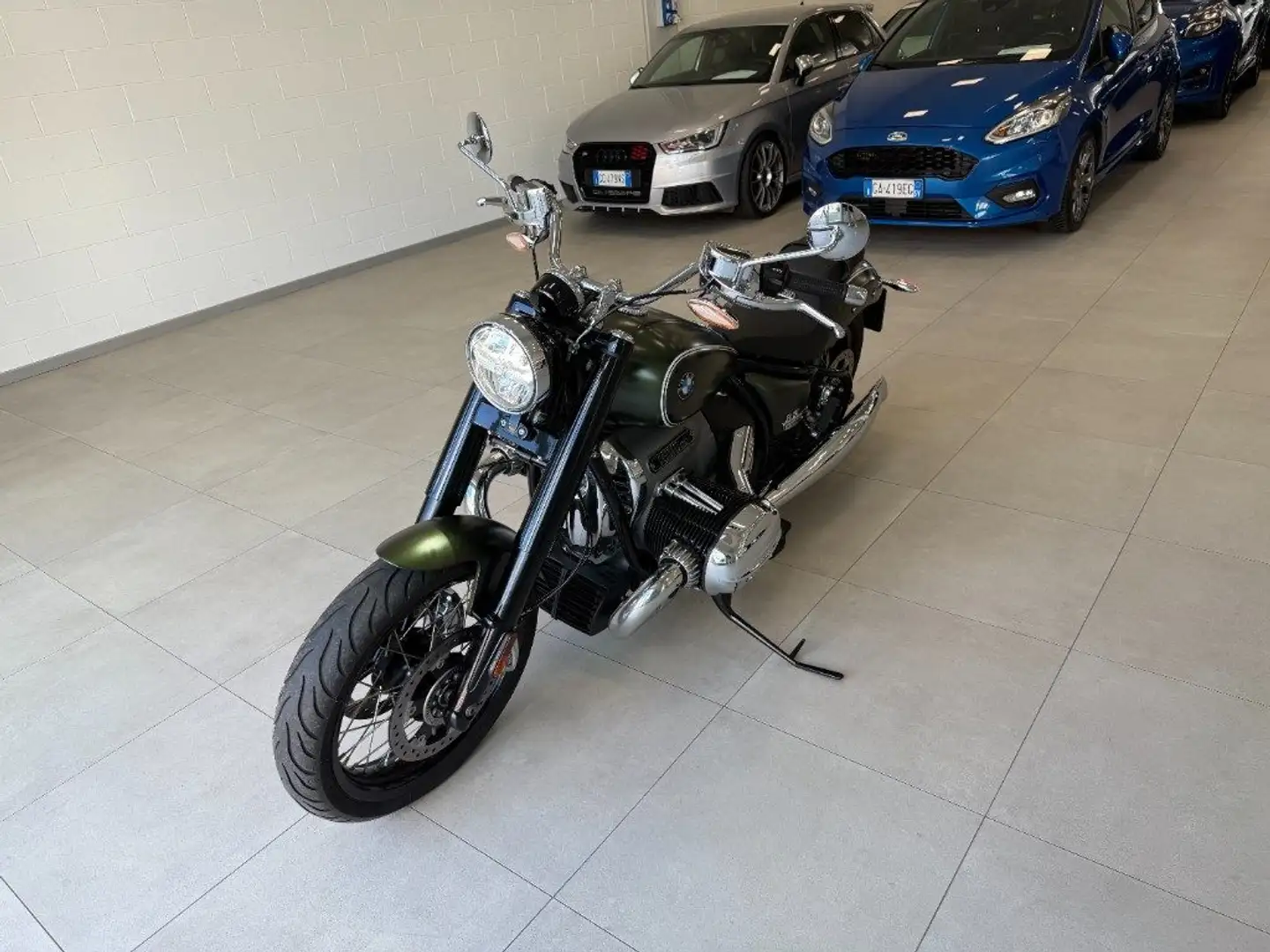 BMW R 18 67 KW Verde - 2