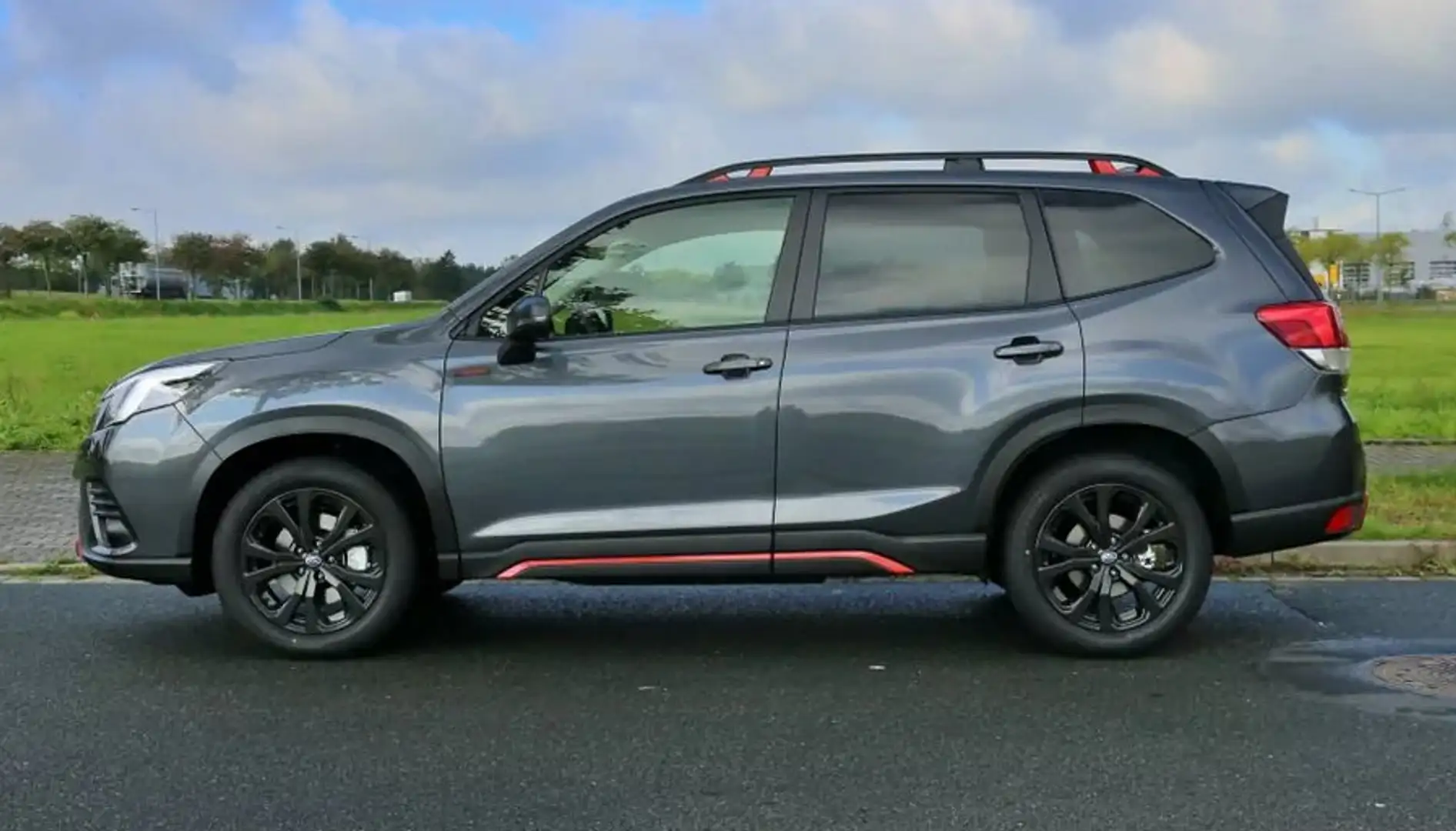 Subaru Forester Edition Exclusive Cross Grau - 2