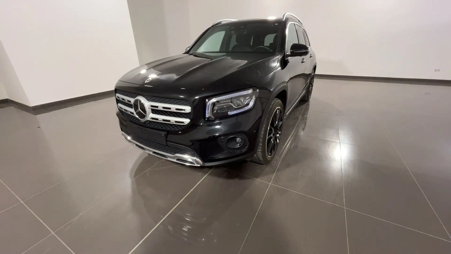 Mercedes-Benz GLB 200 Classe GLB 200 Sport Plus auto Nero - 1