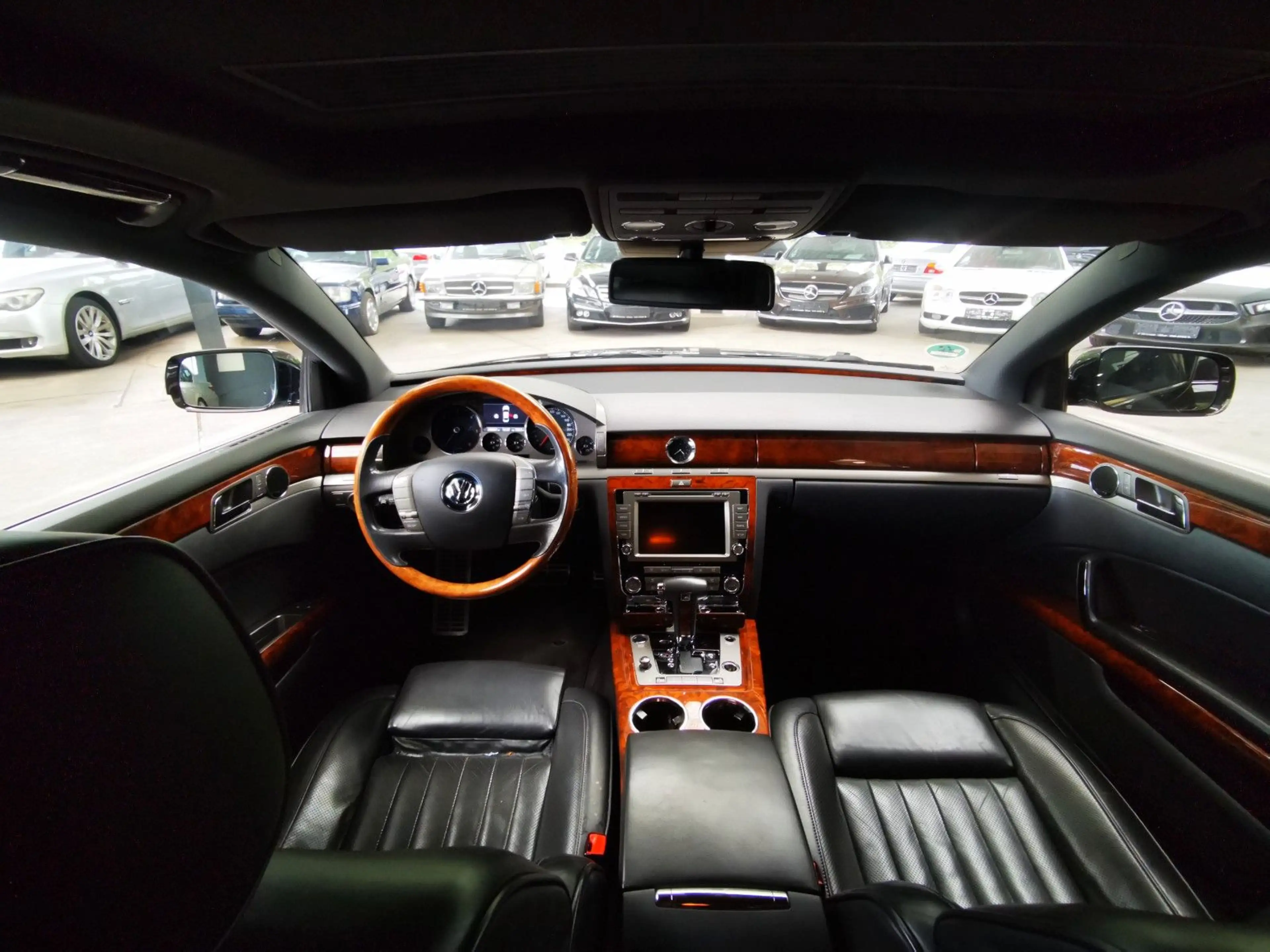Volkswagen Phaeton V6 TDI 4Motion SSD/Leder/fast Vollausst. — photo 15