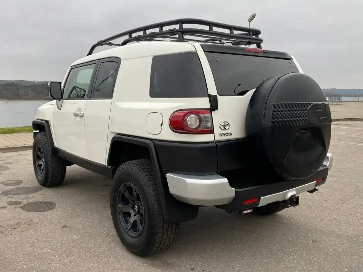 Toyota FJ Cruiser 4.0 White - 2