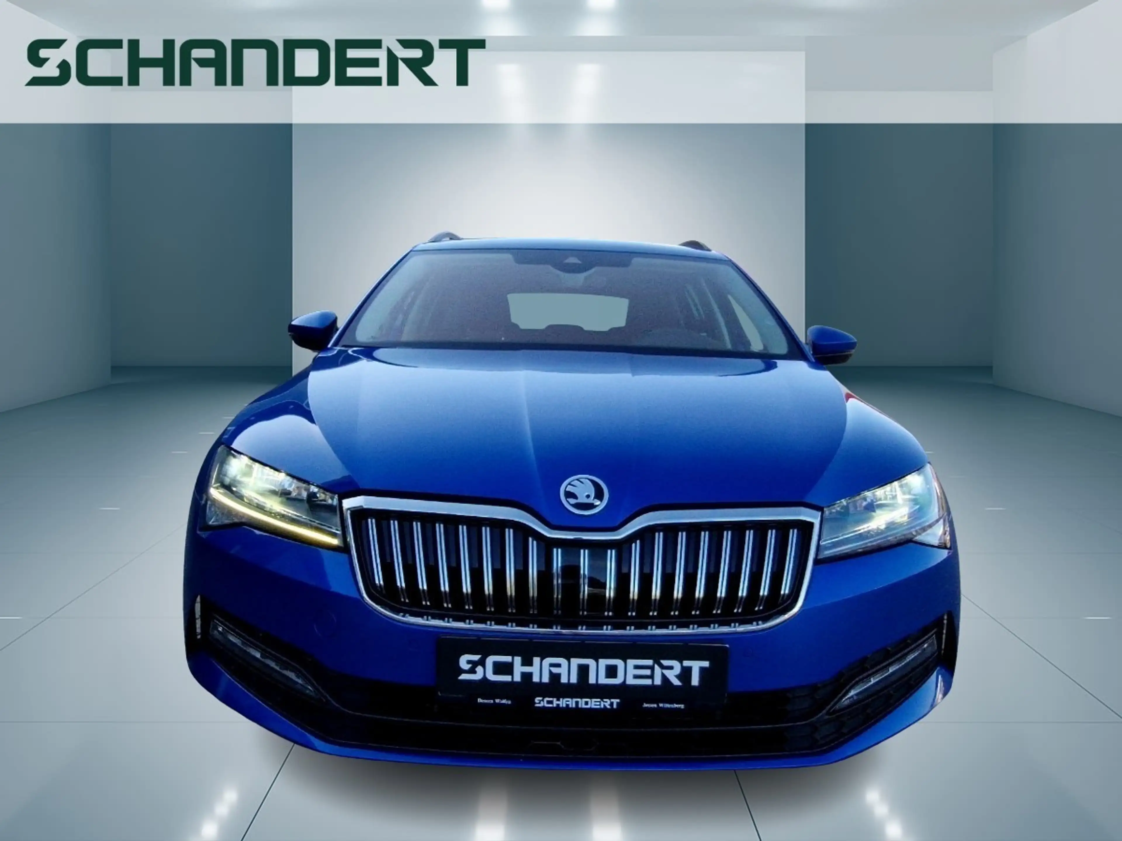 Skoda Superb Combi 2.0 TDI Ambition DSG LED AHK Navi ACC — photo 5