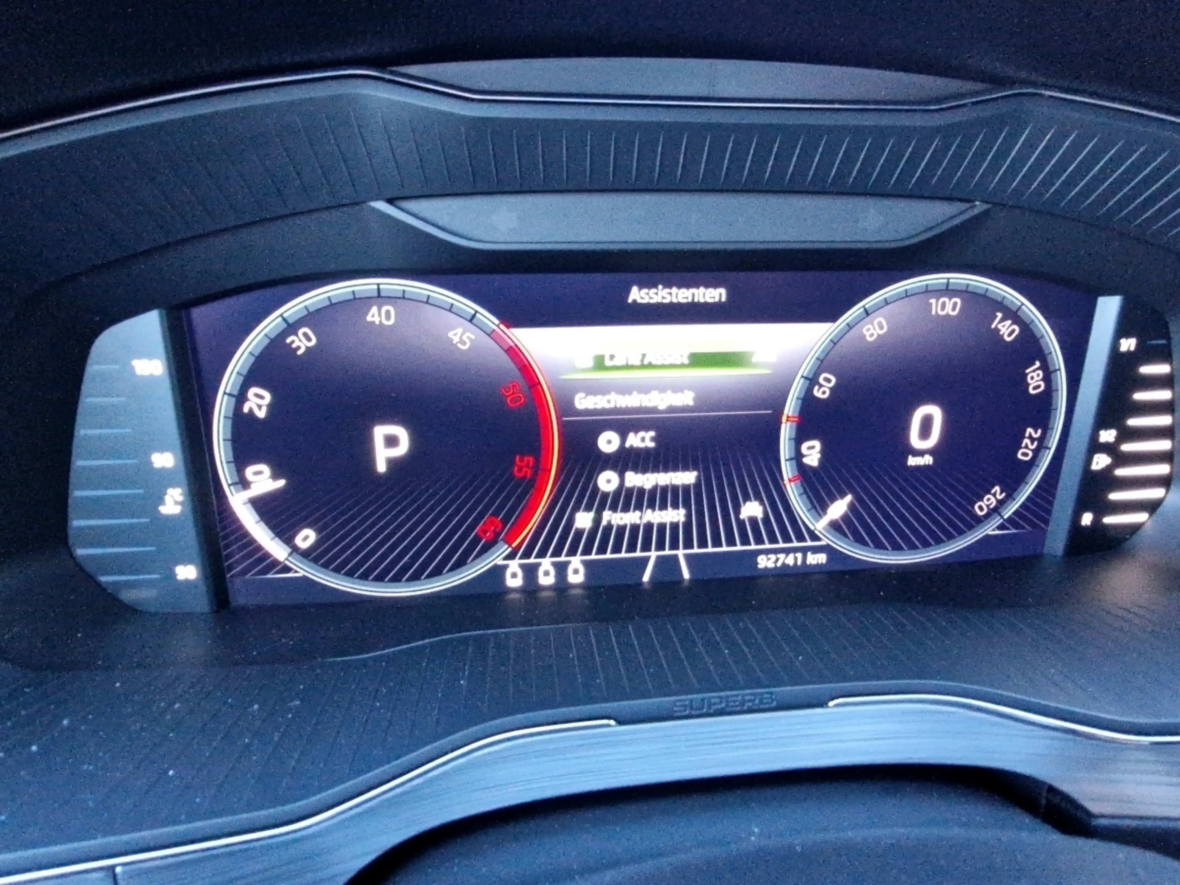 Skoda Superb Combi 2.0 TDI Ambition DSG LED AHK Navi ACC — photo 12