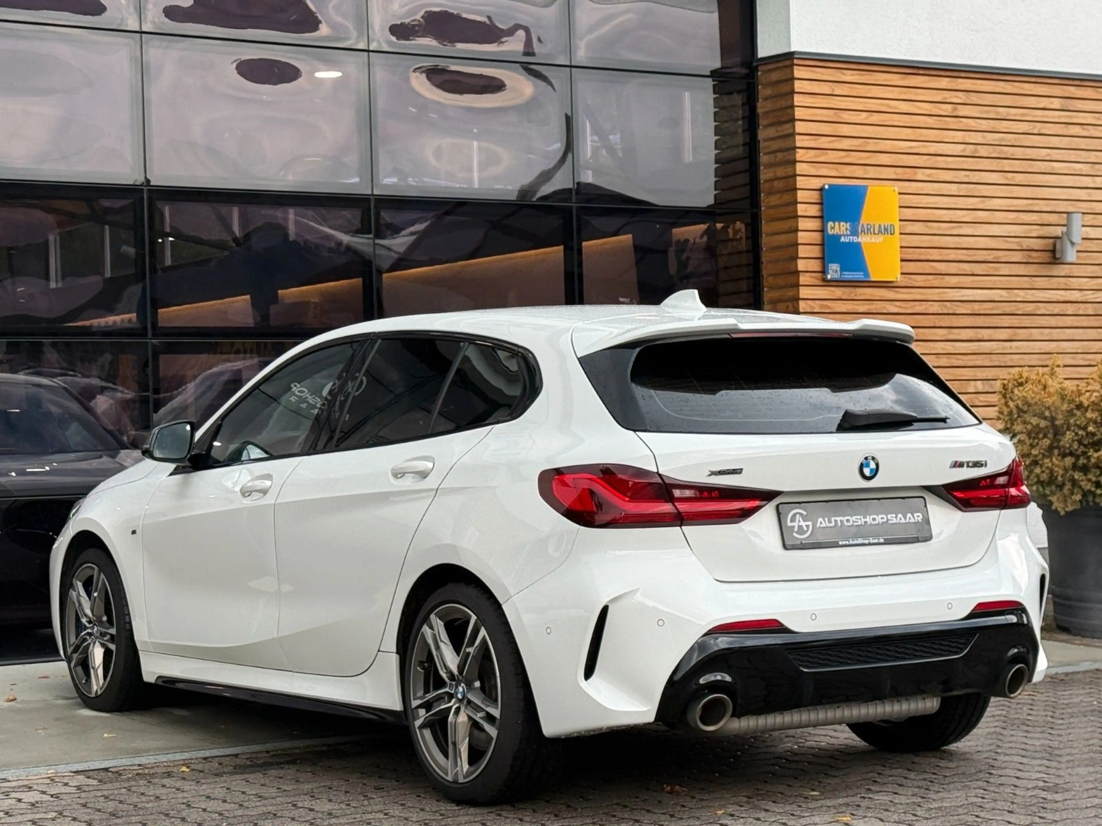 BMW 135 i xDrive Alcantara/AUT/CarPlay/Live Cockpit — photo 8