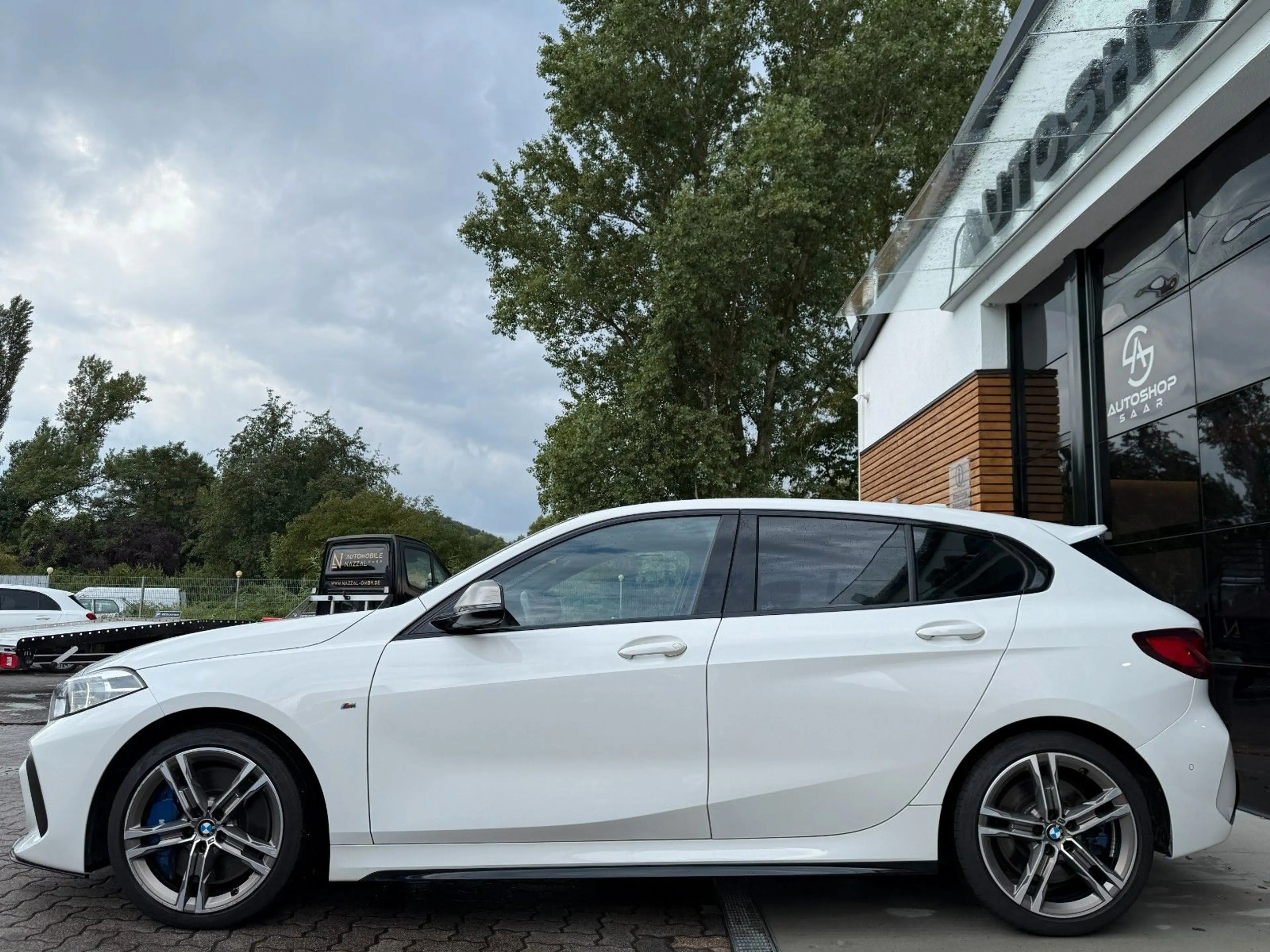 BMW 135 i xDrive Alcantara/AUT/CarPlay/Live Cockpit — photo 7