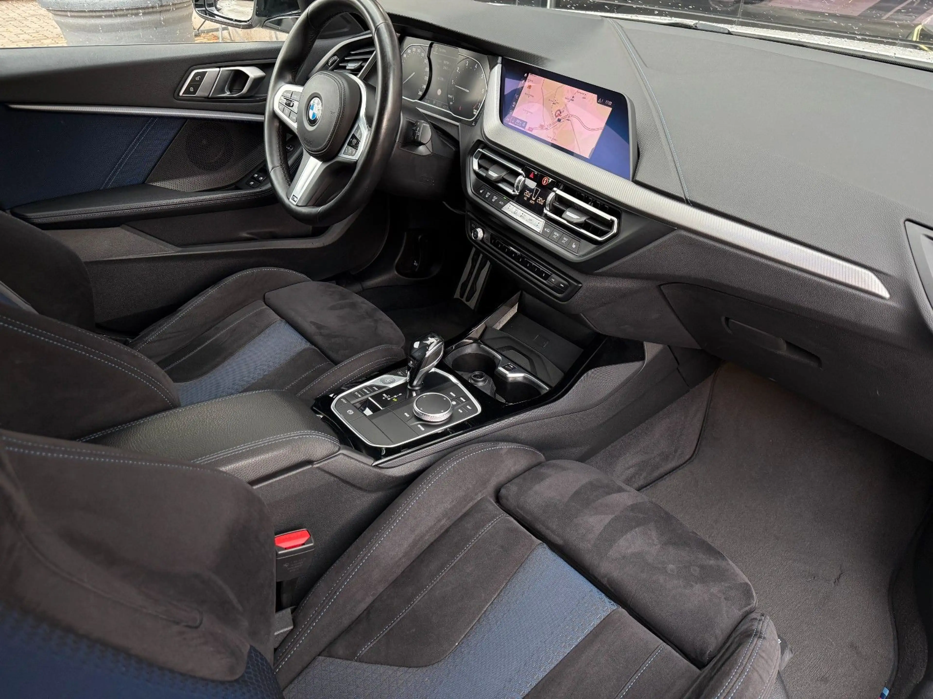 BMW 135 i xDrive Alcantara/AUT/CarPlay/Live Cockpit — photo 15