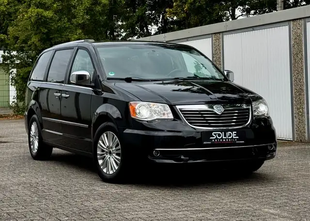Lancia Voyager Platinum