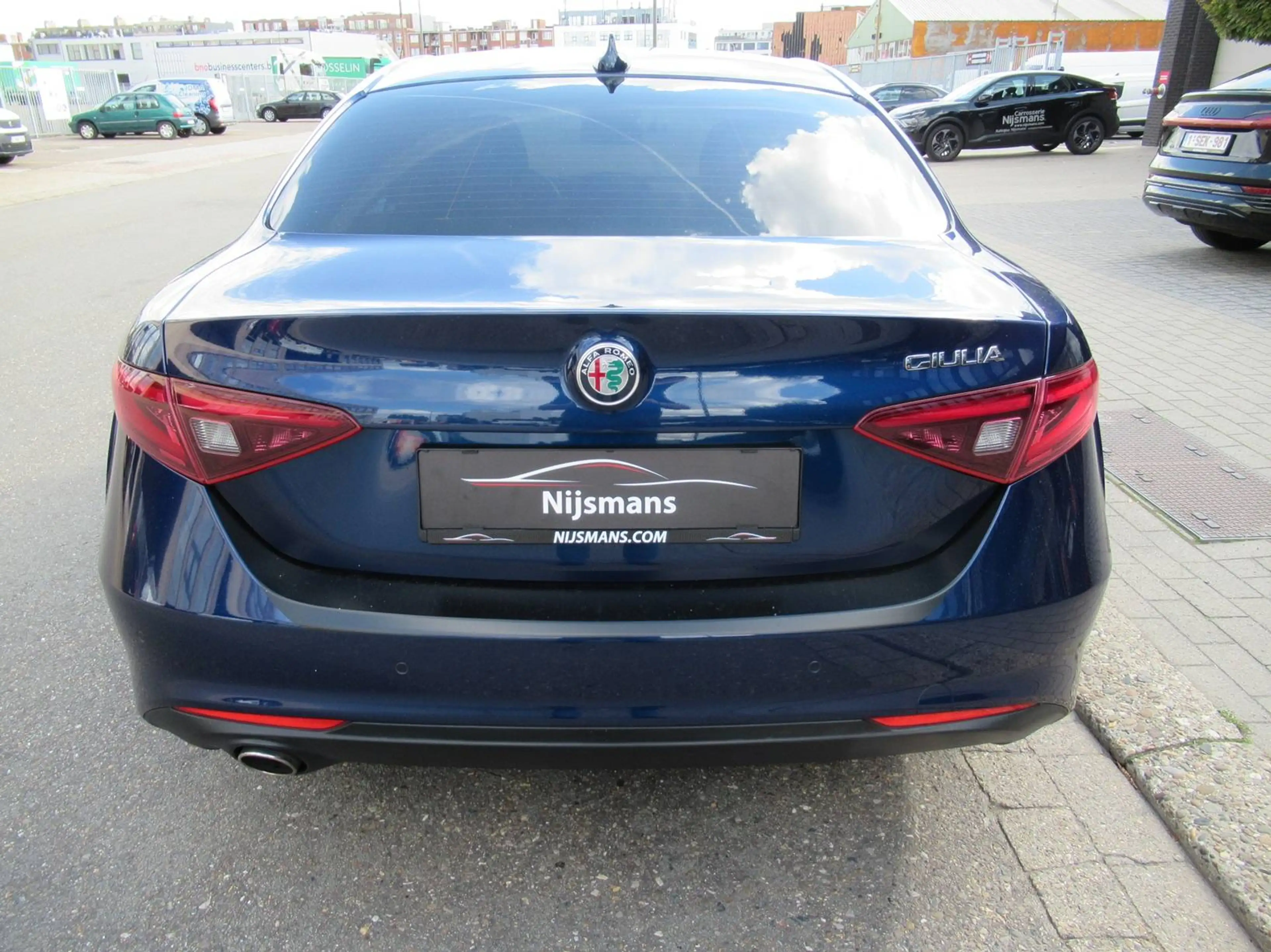 Alfa Romeo Giulia 2.2 JTDM Super-Leder-Navi-Airco-RECHTSTREEKS VAN EIGENAAR — photo 6
