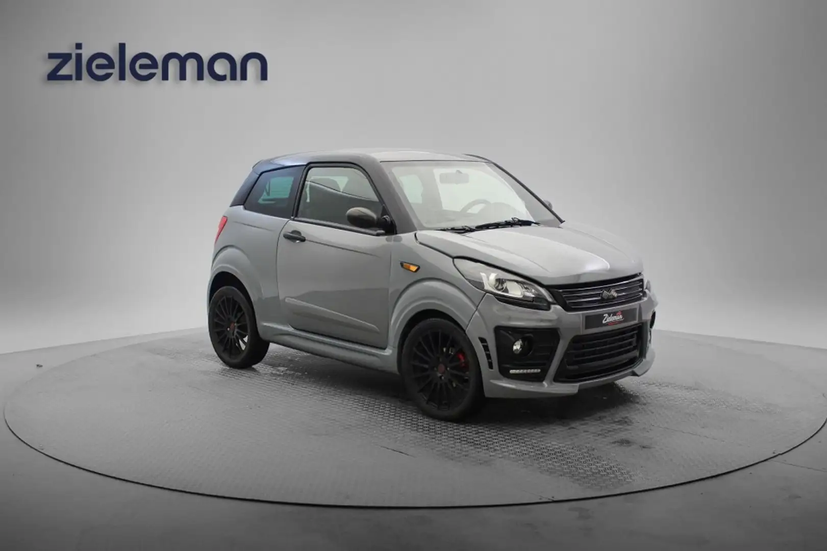 Ligier JS 50 dCi Sport Ultimate - 2019 - 6.902 km -  Camera, Ai Gris - 1