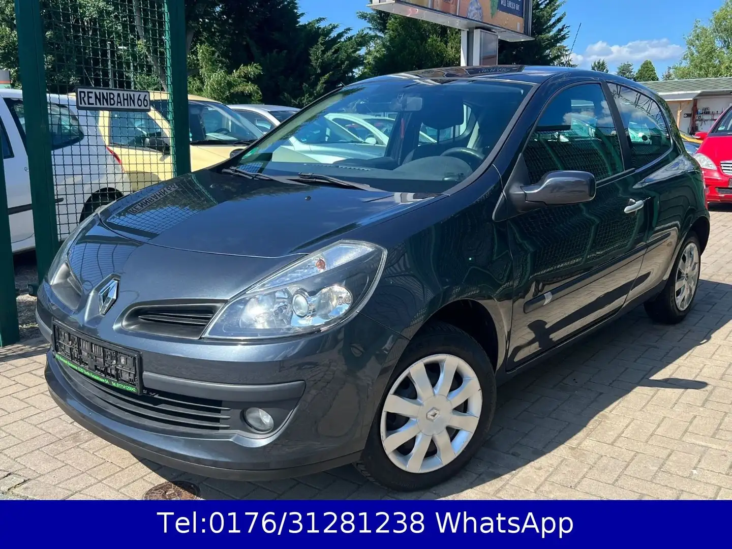 Renault Clio III Edition Dynamique 88TKM !! Tüv-Neu !! Schwarz - 1