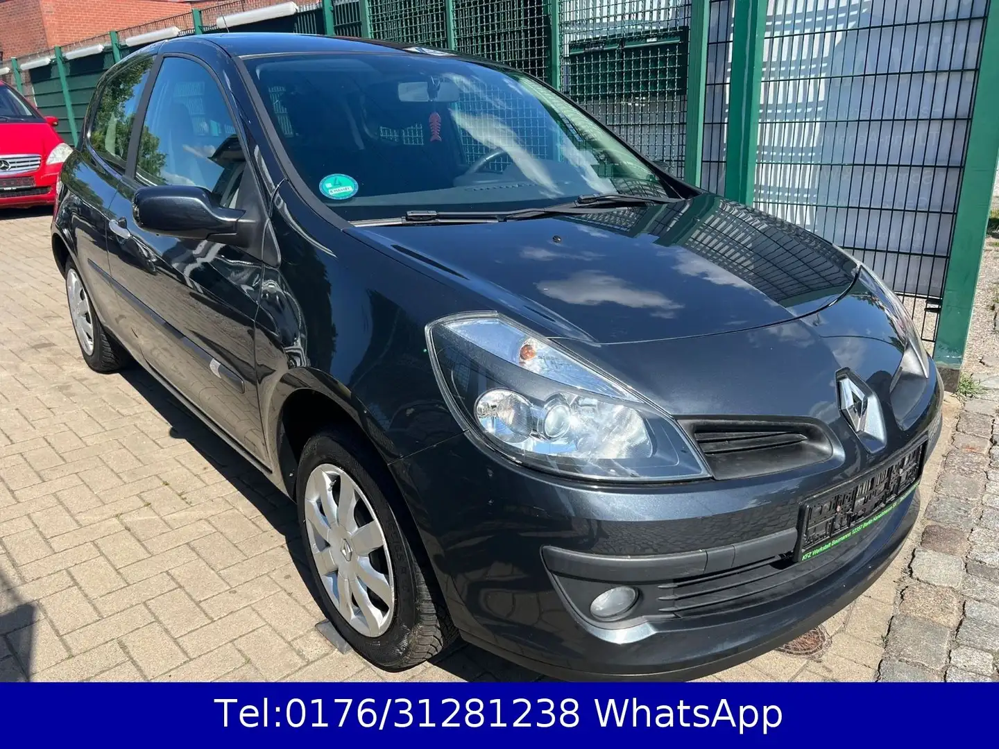 Renault Clio III Edition Dynamique 88TKM !! Tüv-Neu !! Schwarz - 2