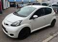 Toyota Aygo AYGO Cool**KLIMA*4/5-TÜR*TÜV-AU-NEU Weiß - thumbnail 2