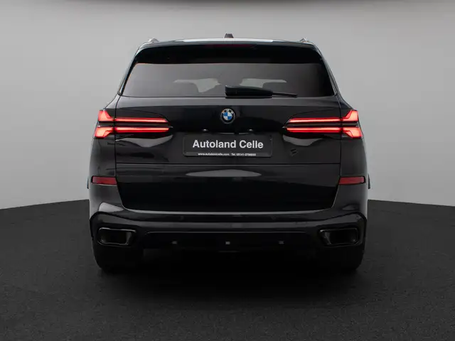 BMW X5 view 8