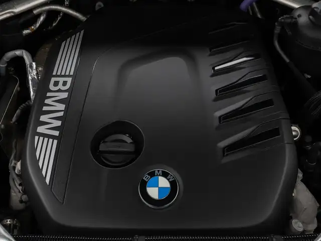 BMW X5 view 13