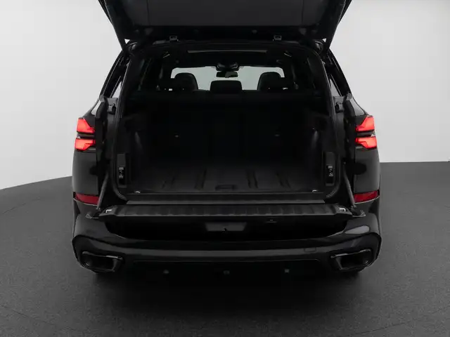 BMW X5 view 12
