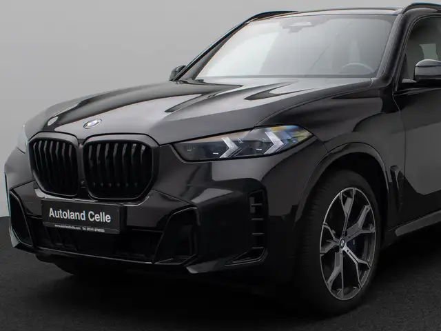 BMW X5 view 16